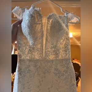 White Wedding dress from Amazon size 6